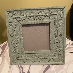 Flowered textured mint picture frame
